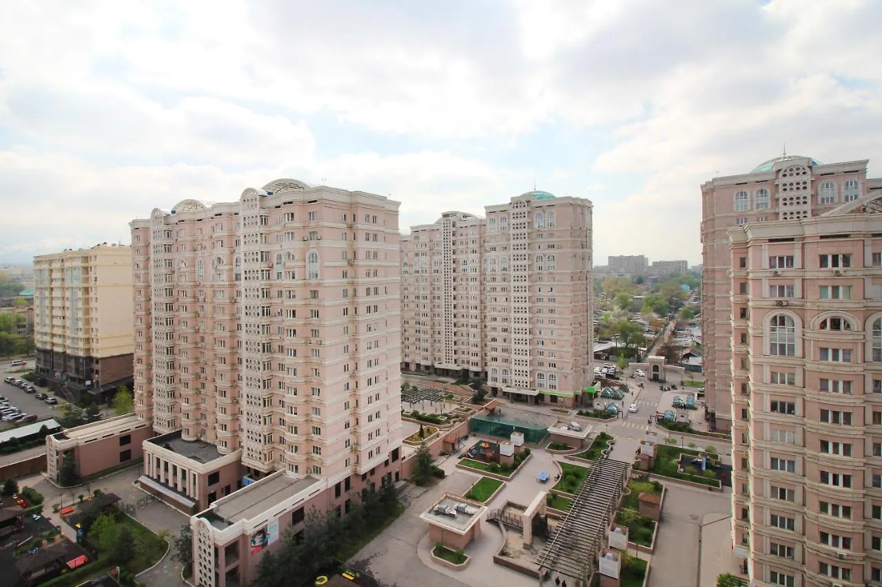 2-Х Комн. Уютная Квартира Жк Шахристан Almatý Apartamento